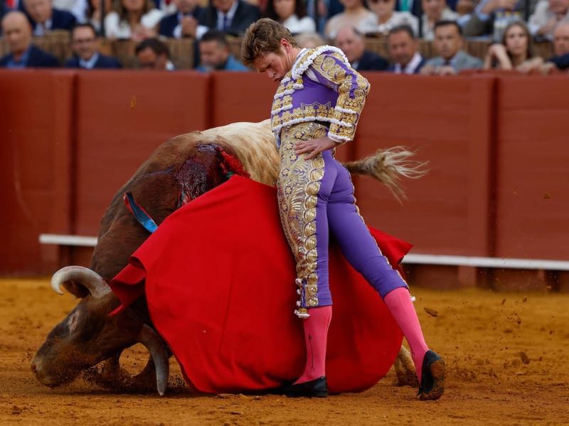 Borja Jiménez, a un paso de la gloria en la Maestranza