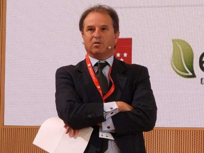 Borja Domecq deja un mensaje de gran impacto en el Agroforum celebrado en el IESE: “Sin ganado, España arde”