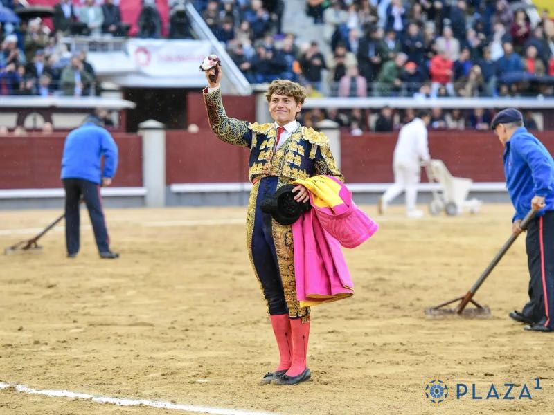 El triunfo de Álvaro Serrano en Las Ventas desata la ilusión en la Feria de San Isidro