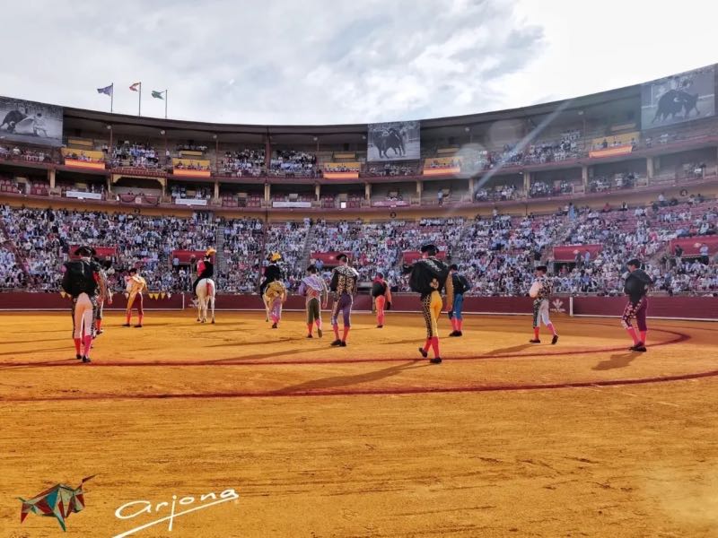 Daniel Luque abre la Puerta Grande en Córdoba y David de Miranda deja su sello en Los Califas