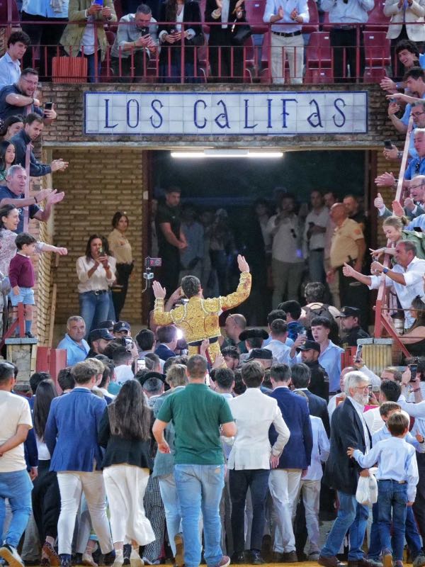 Daniel Luque firma en Córdoba una de esas tardes que consolidan a las figuras grandes del toreo